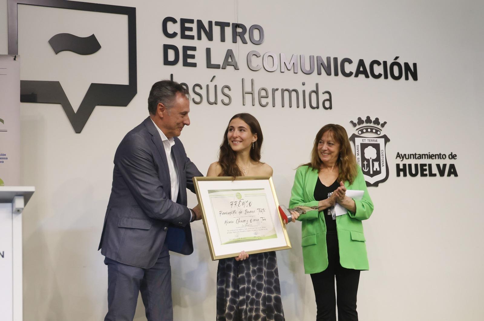 El periodismo onubense reconoce a María Clauss y Óscar Toro con los premios Periodista de Buena Tinta y Ángel Serradilla