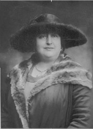 Carmen de Burgos.