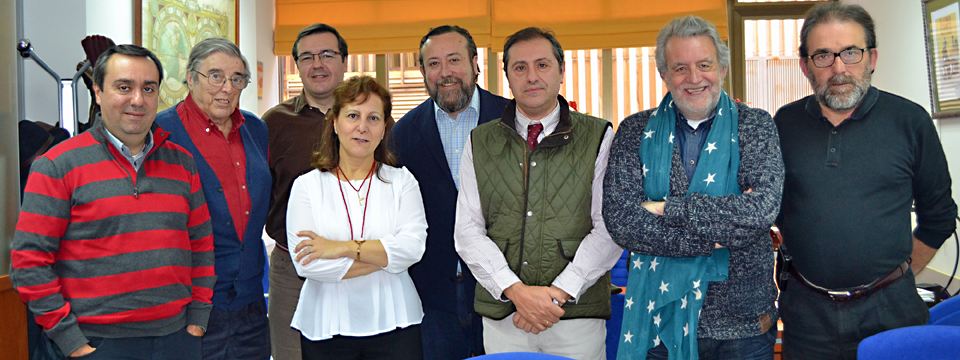 La FAPE y los Colegios de Periodistas forman un frente común para la defensa de la profesión