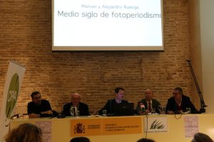 En la imagen, un instante de la intervención de los ponentes durante el encuentro.