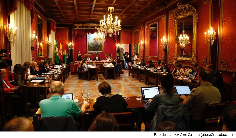 El ayuntamiento de Granada se compromete con la estabilidad laboral de los periodistas