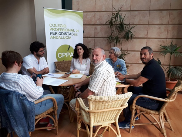 Colegio de Periodistas, Asociación de la Prensa de Cádiz y sindicatos UGT y SPA expresan su respaldo mutuo a favor de la profesión