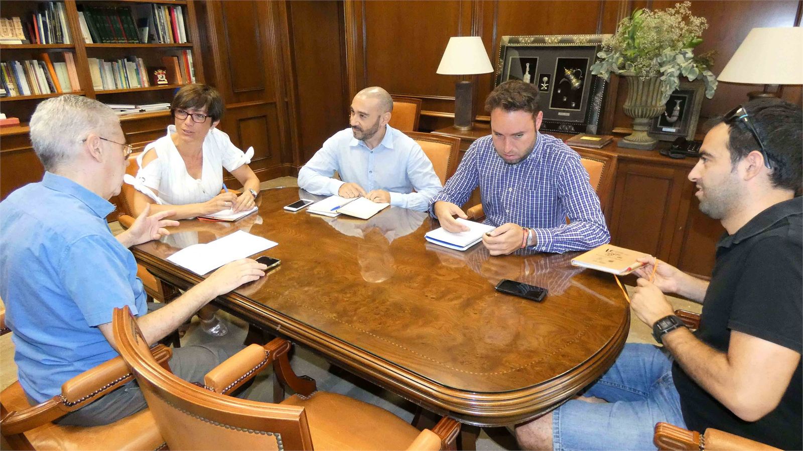 Subdelegación se compromete a facilitar la cobertura informativa de la llegada de inmigrantes al puerto de Málaga