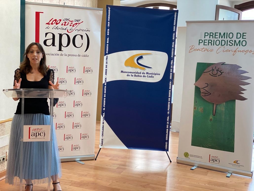 Pilar Vera, Luis Rossi, Sheila Anaya y el Grupo Vocento recogen el III premio Beatriz Cienfuegos de periodismo