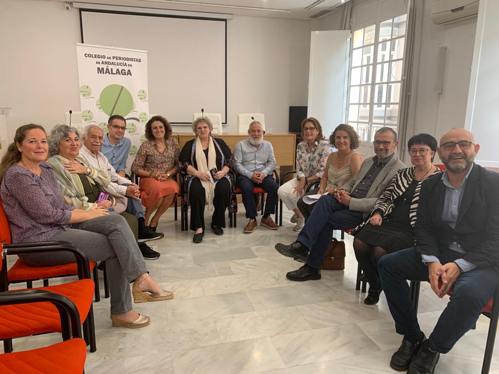La Comisión de Deontología y Garantías del Periodismo del CPPA se presenta en Málaga como una “magistratura frente a las malas prácticas periodísticas”