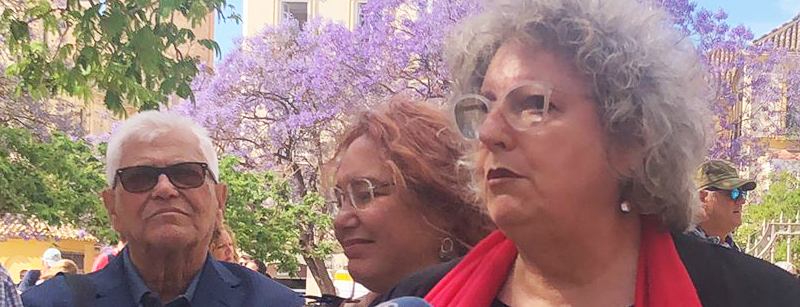 En Málaga, concentración simbólica en el monolito a Torrijos para conmemorar el 3 de mayo