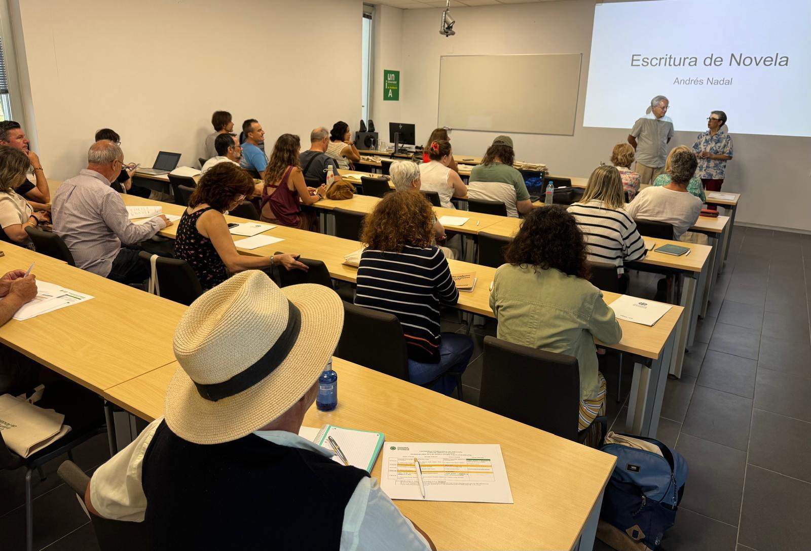 Periodistas colegiados de Andalucía participan en los cursos de verano de la UNIA gracias a las becas gestionadas por la Demarcación de Huelva